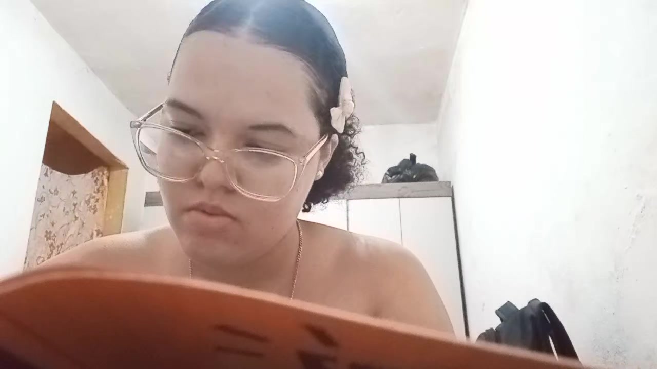 @Emilly Maria