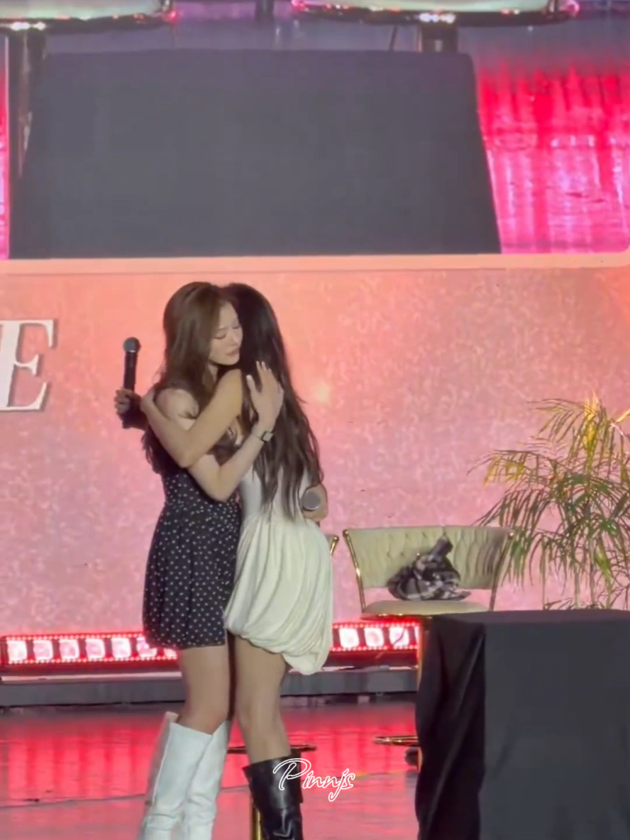 @Pin đi gặp Jisoo