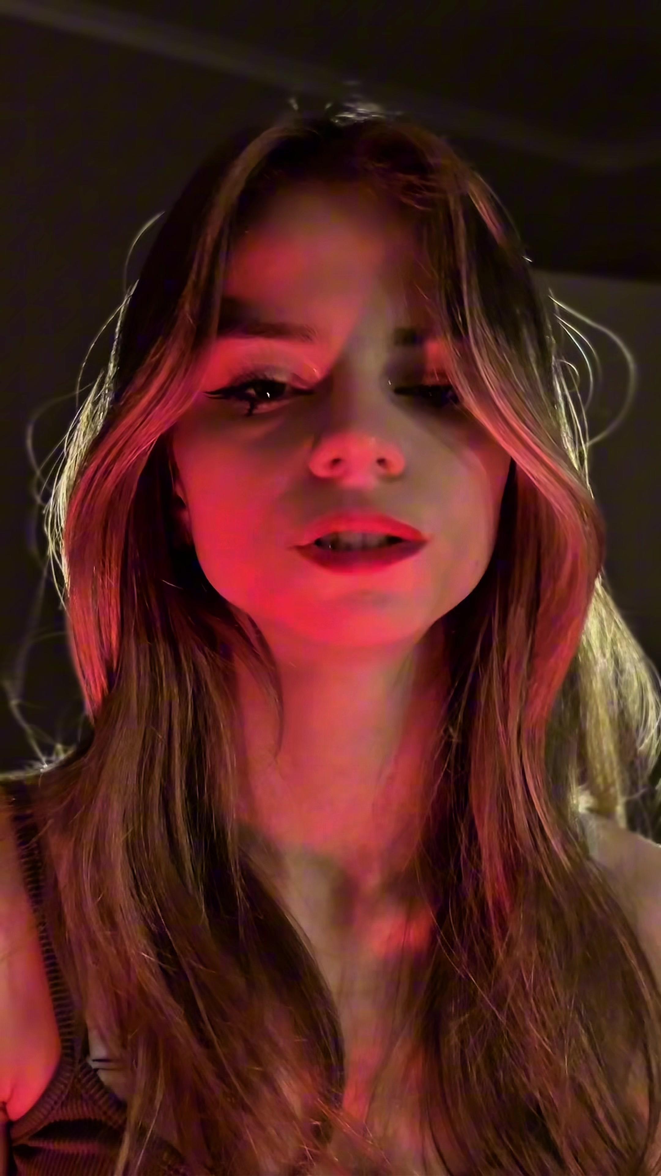 @Daria🌙