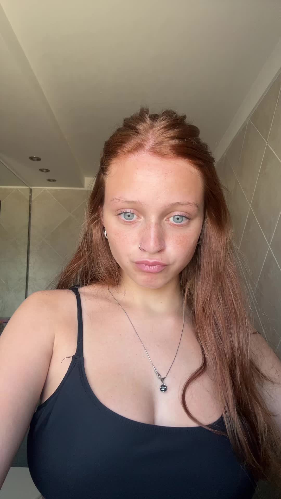 @emiii$