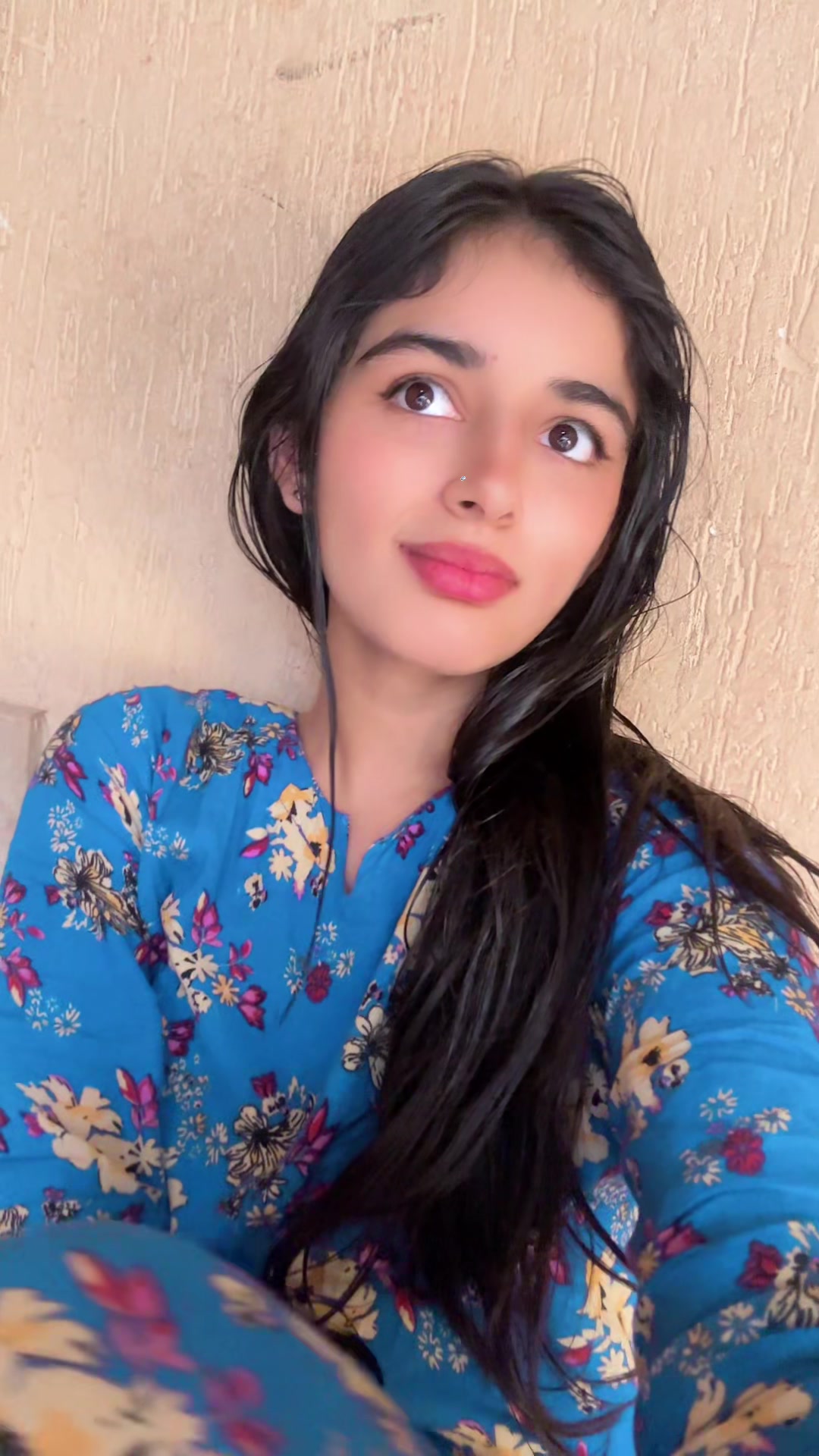 @Who’s EmmaSameer ?