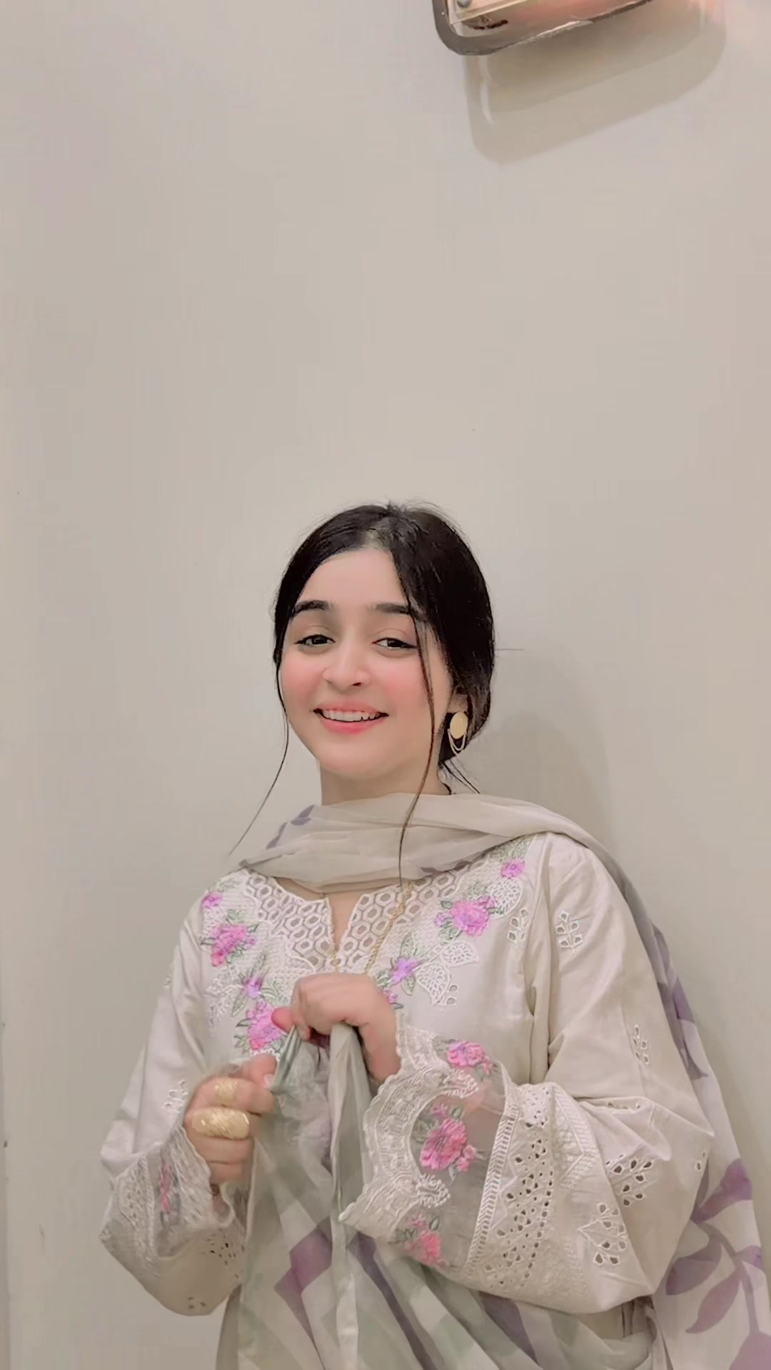 @Hayyatkhan