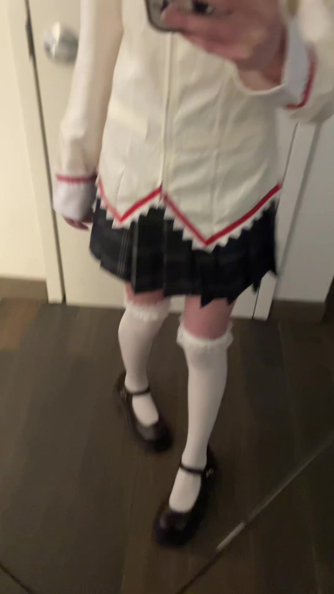 @<3