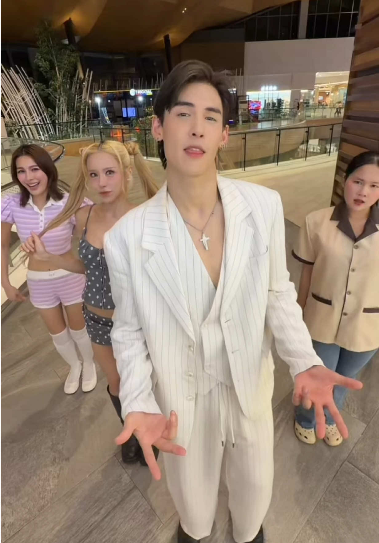 @บอสบราโว่