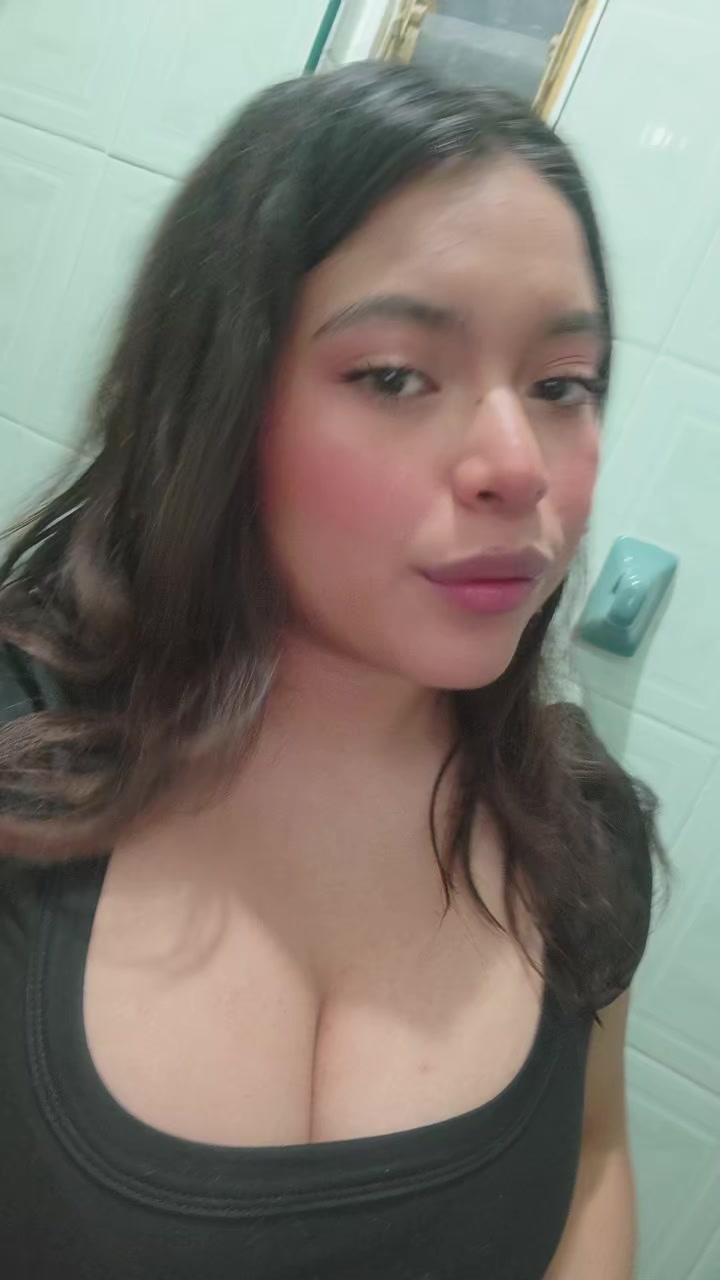 @Nannbaelopz