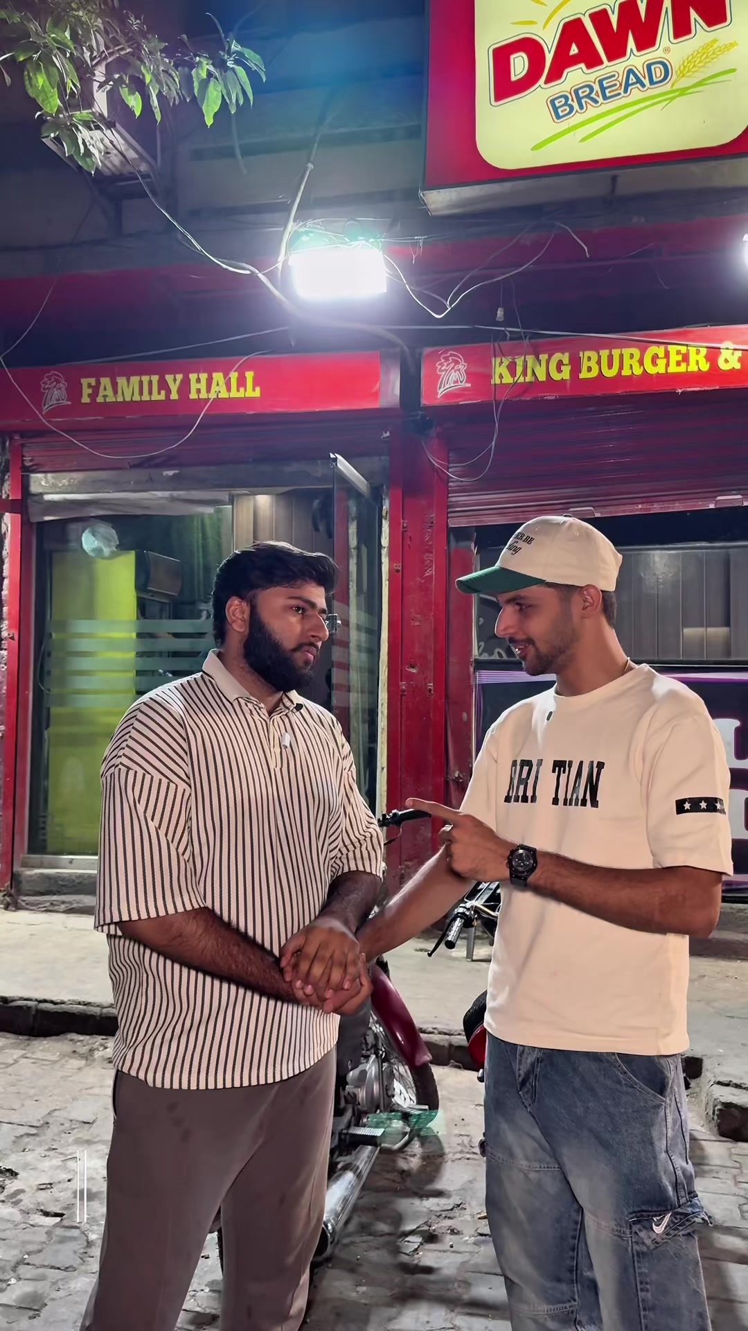 @Faizi Foodie