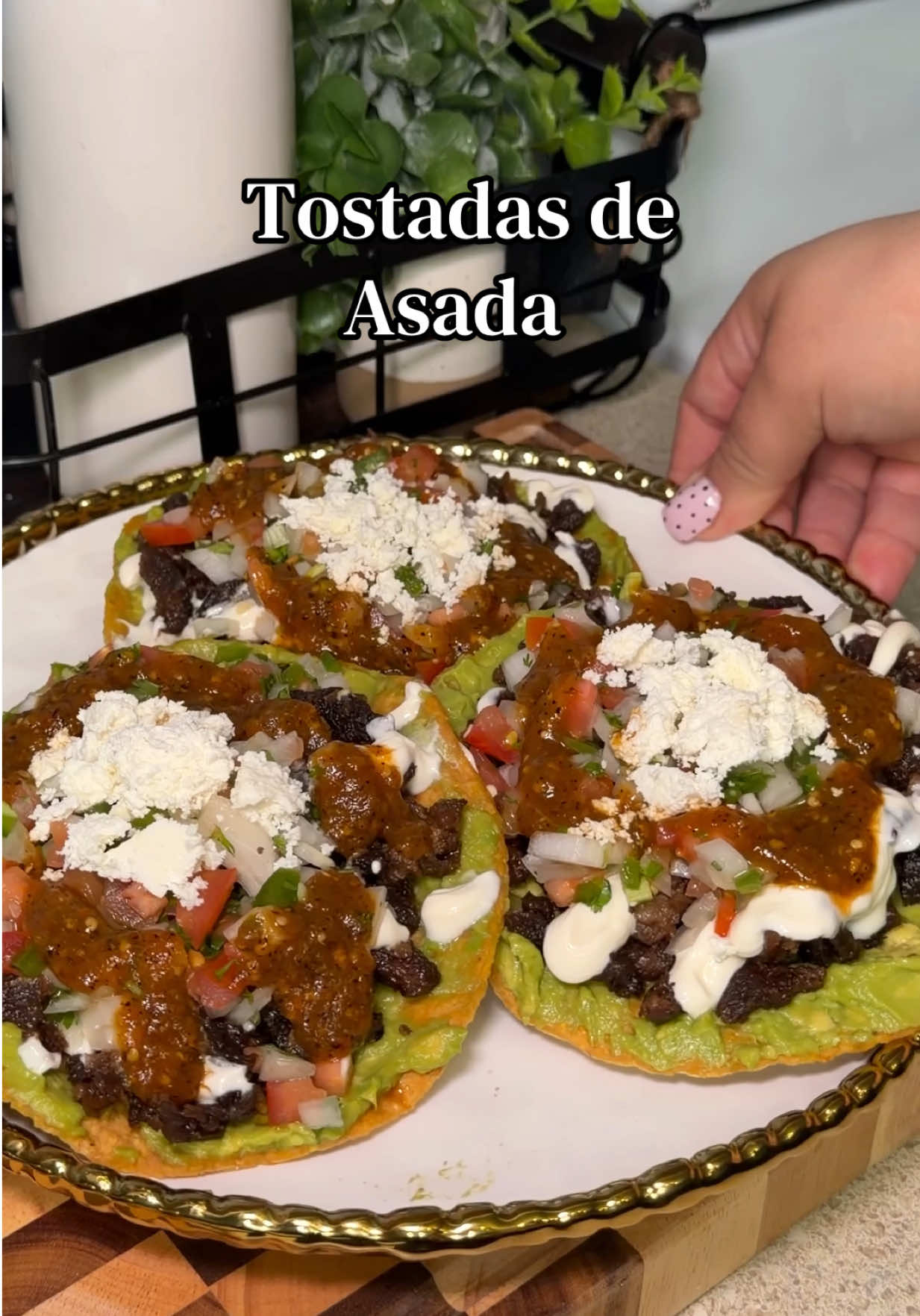 @LAURA G | ✨👩&zwj;🍳