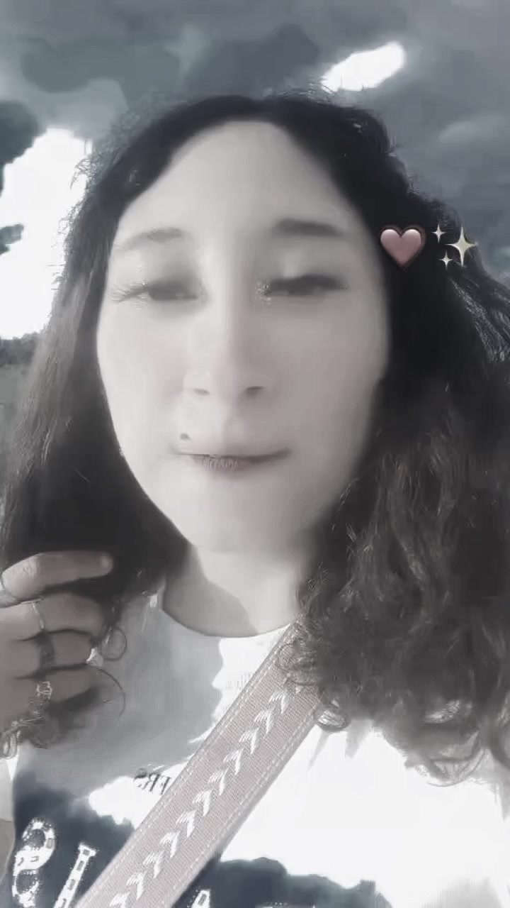 @A&aacute;ngyy