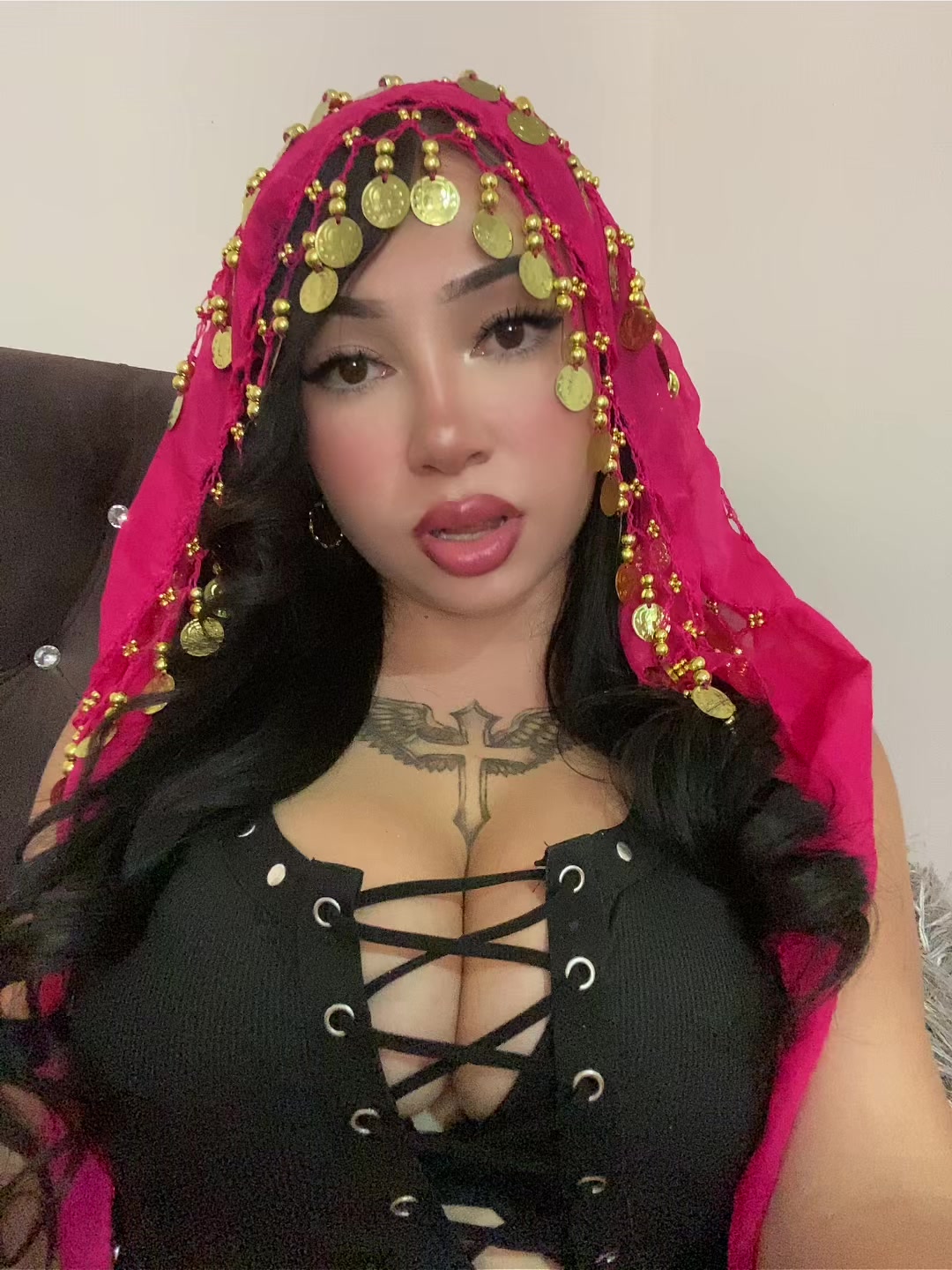 @isita.isidora