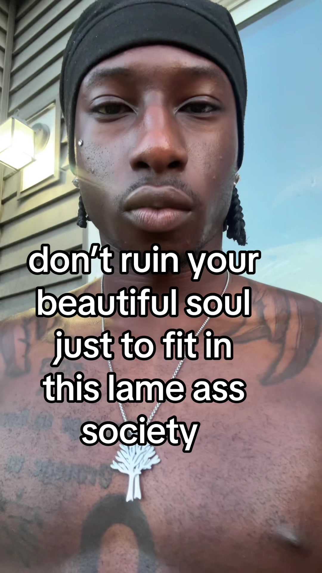 @￼