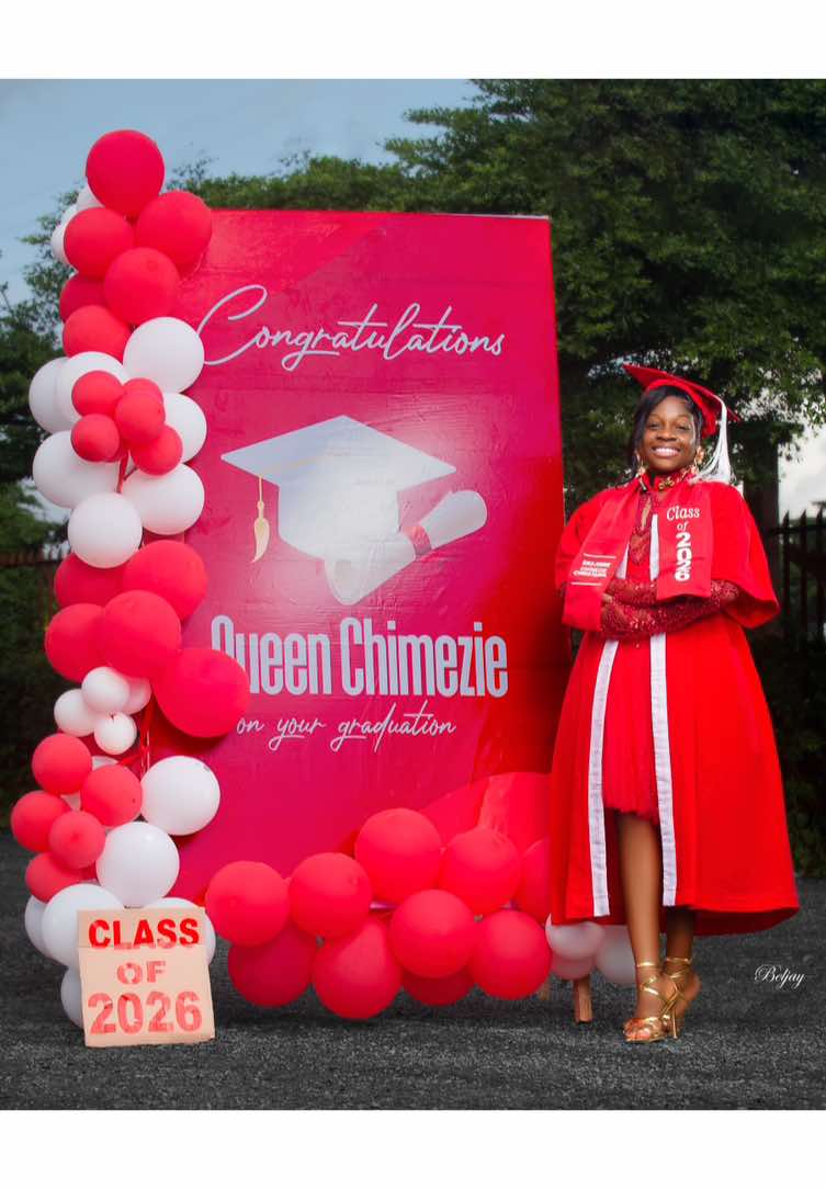 @queen_chimezie