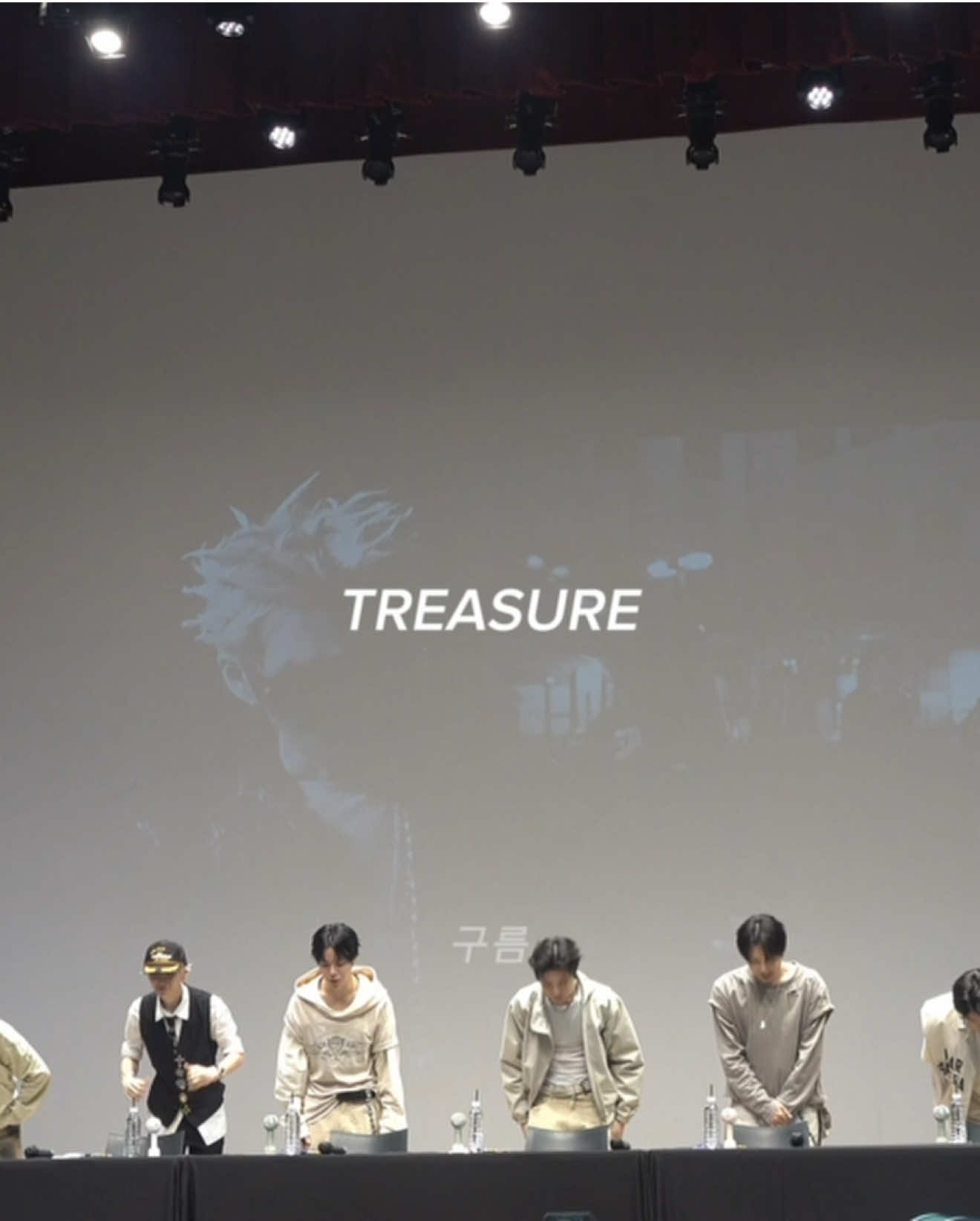 @구름