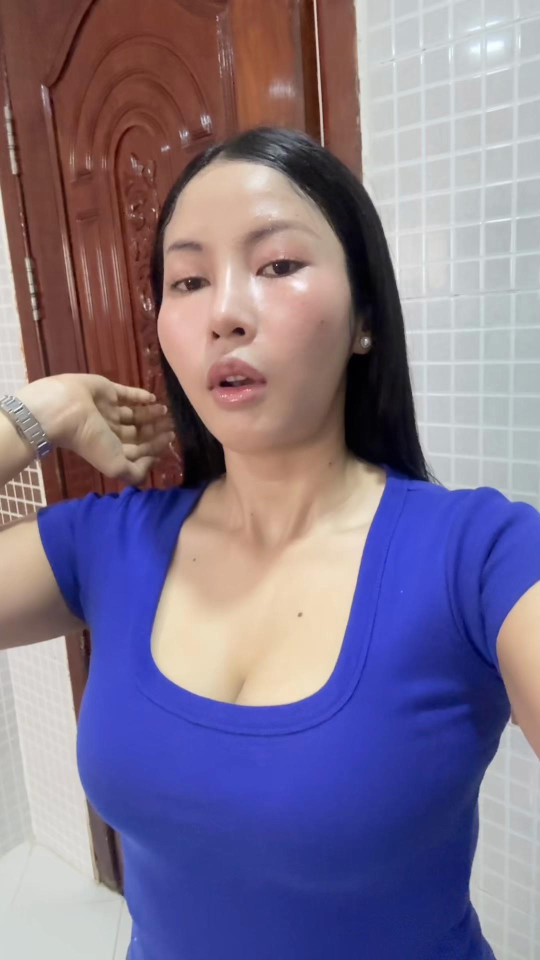 @Emma
