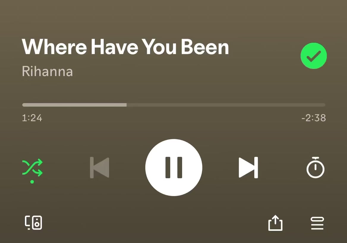 @￴