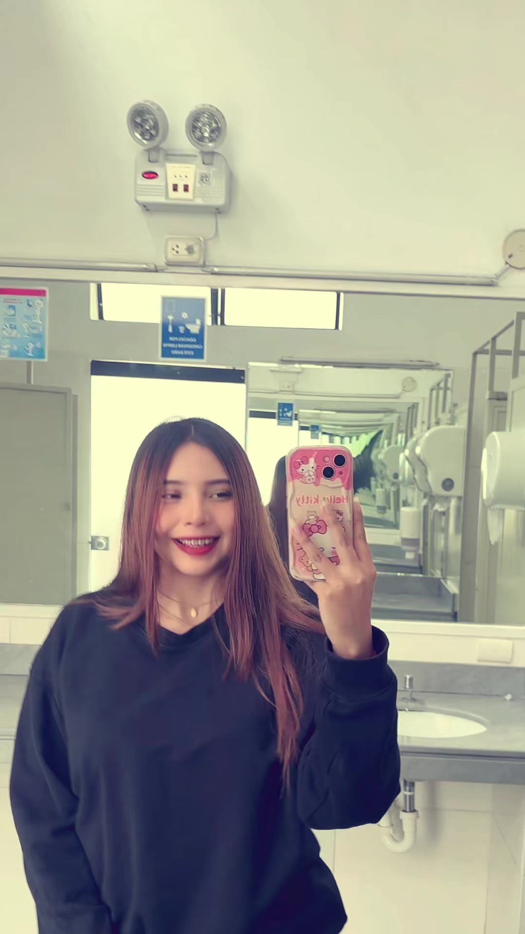 @Vabi