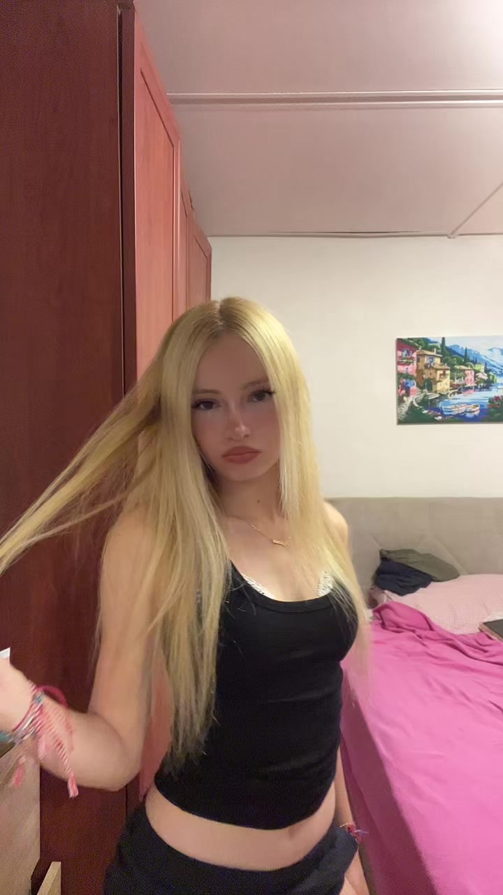 @Ayşenur