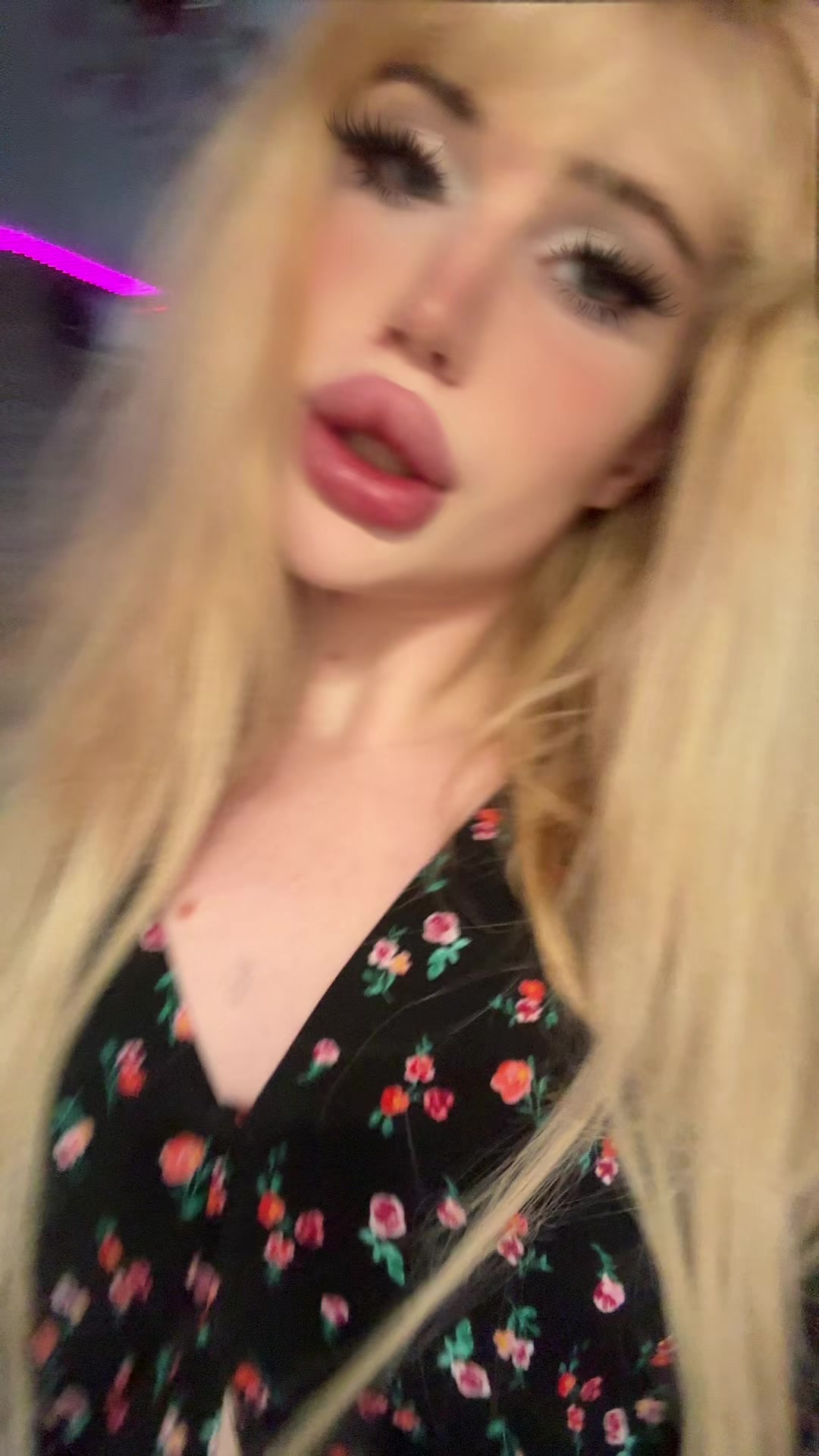 @AlisaXO