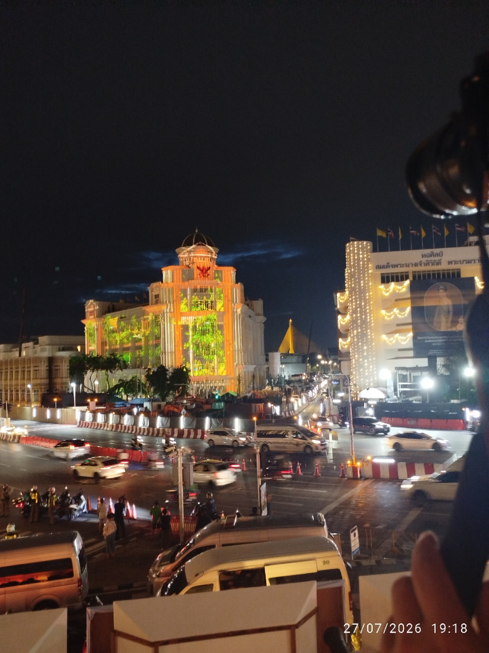 @Nakarat Lek