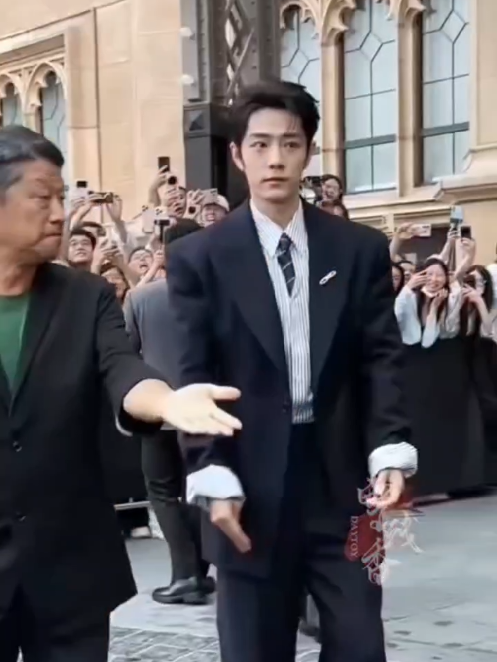 @𝐖𝐀𝐍𝐈𝐃𝐀.肖战¹⁰⁰⁵