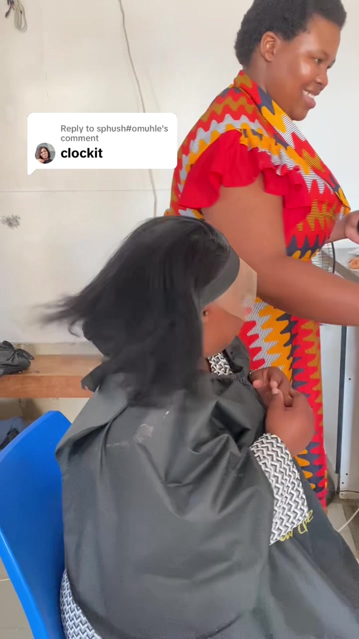 @Ayola_Dickson
