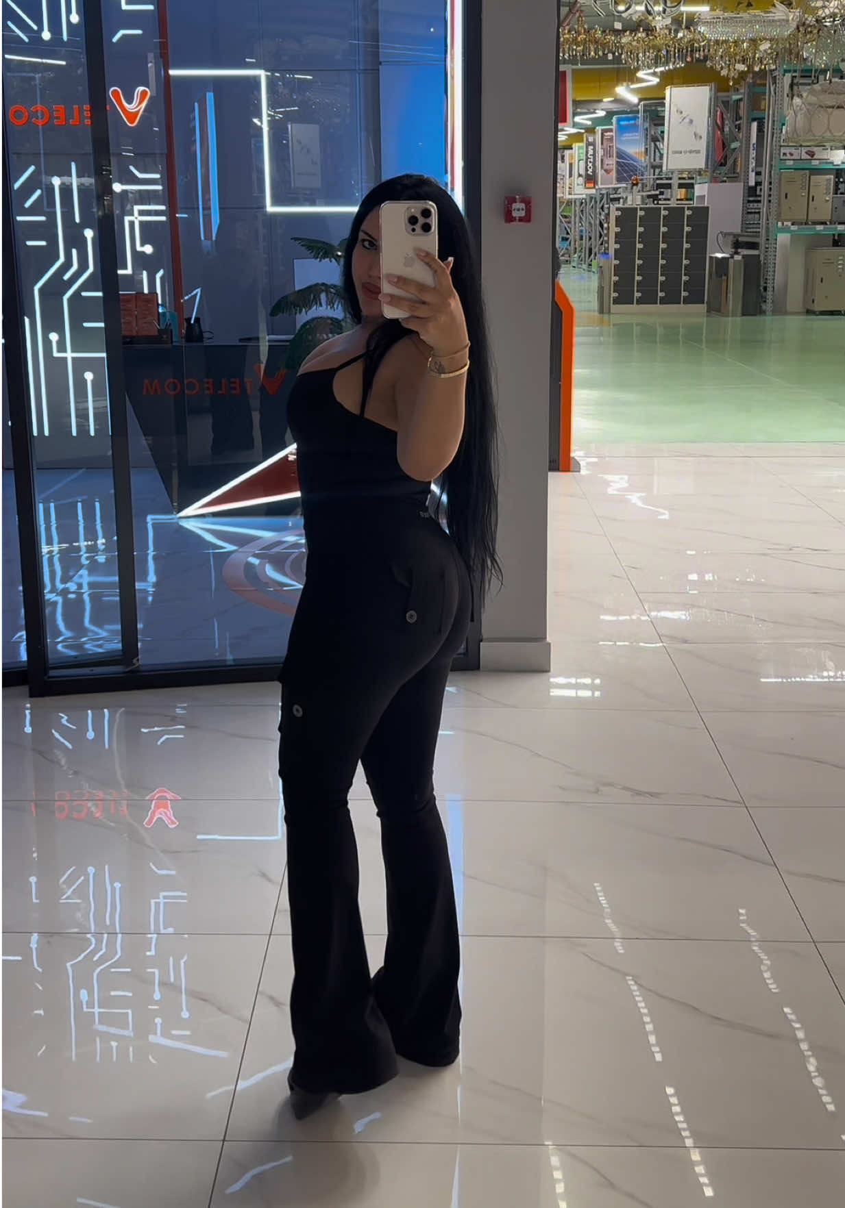 @Mari Love 🐦🔥