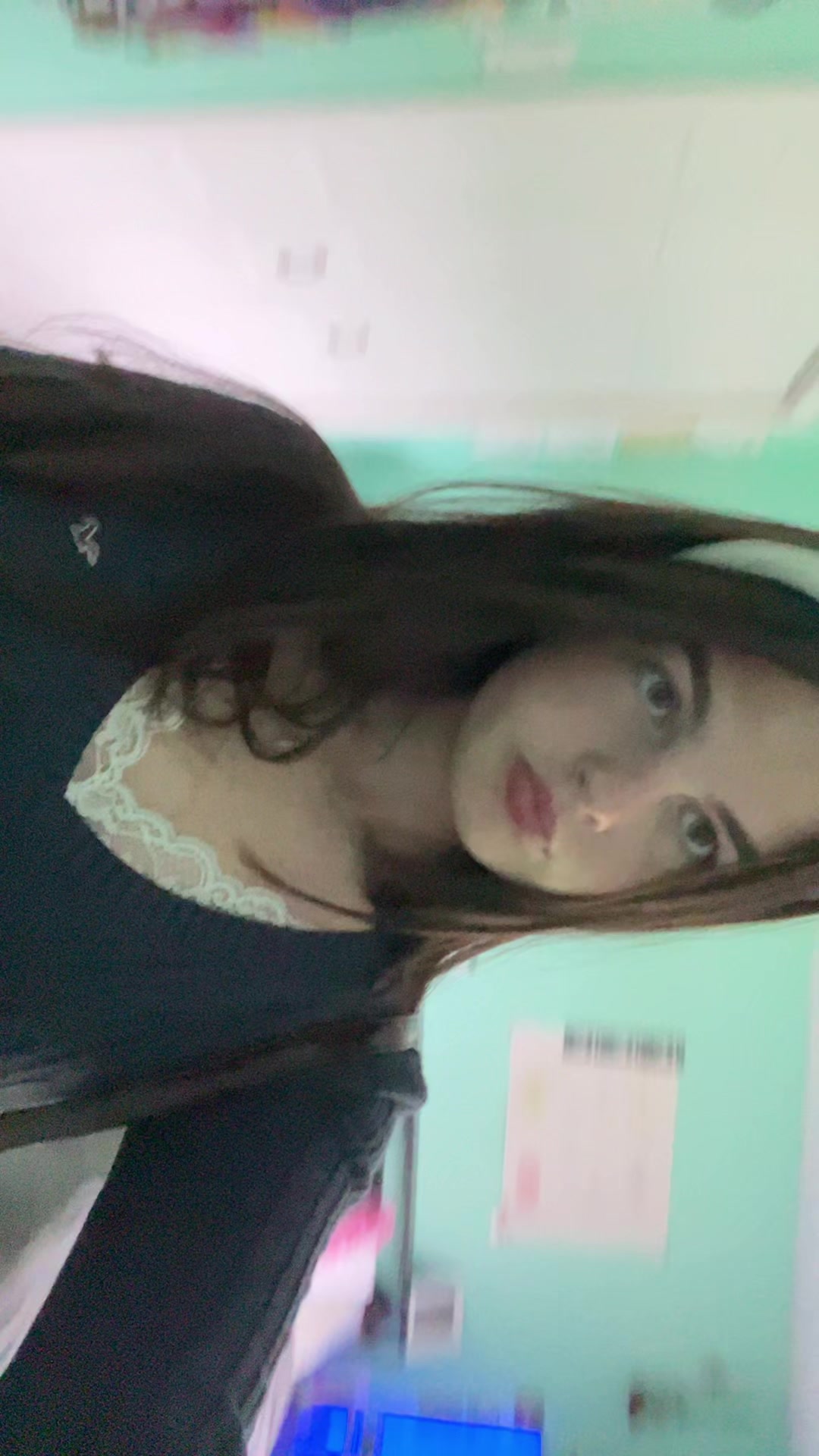 @Carleyoutfitts