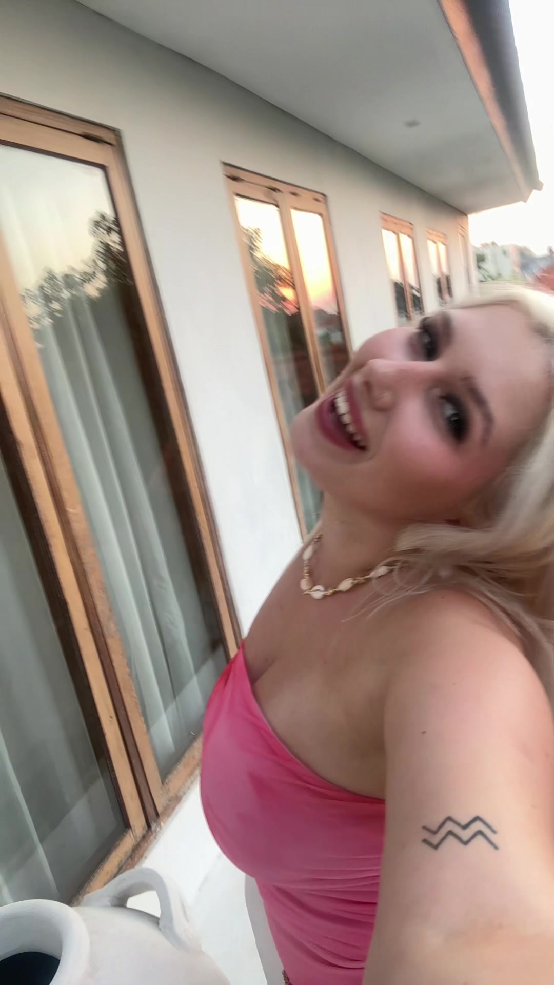 @isabellotrix