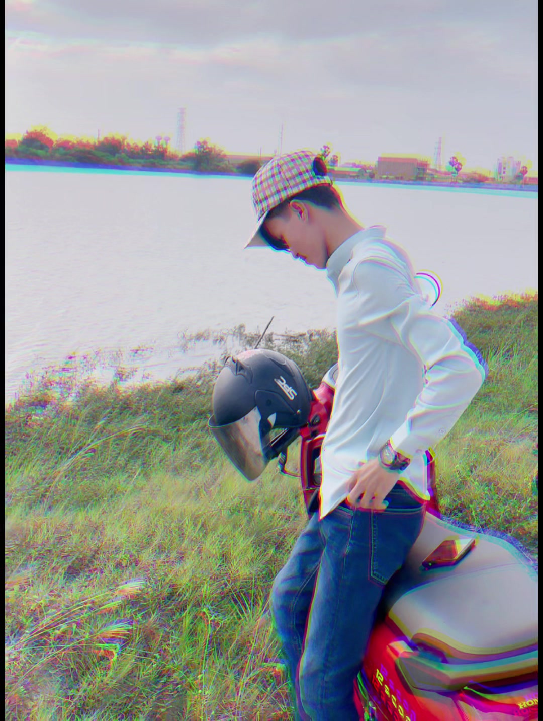 @Rēāčħ-រាជ🐻❄️