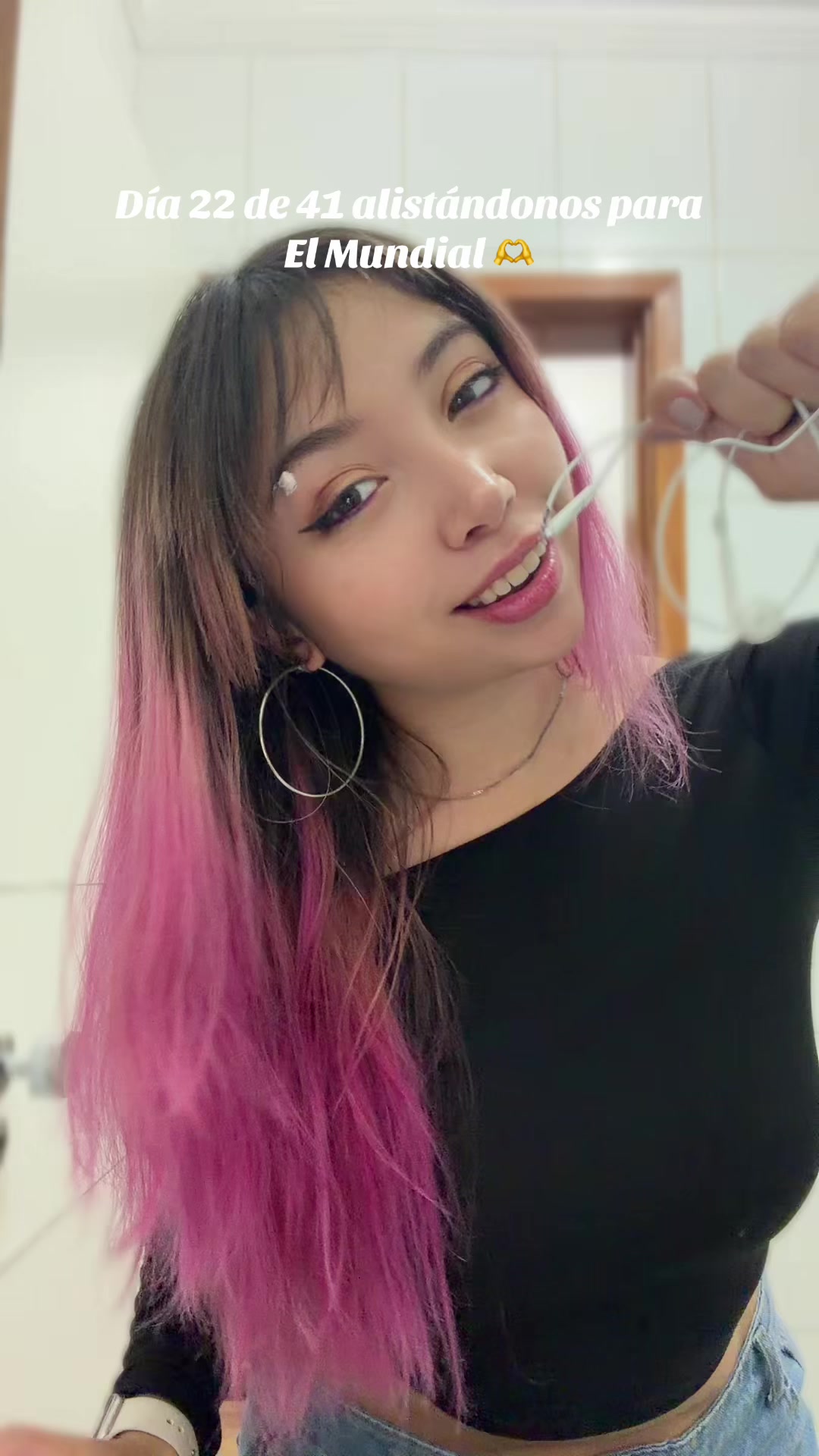 @J U L I 🫰