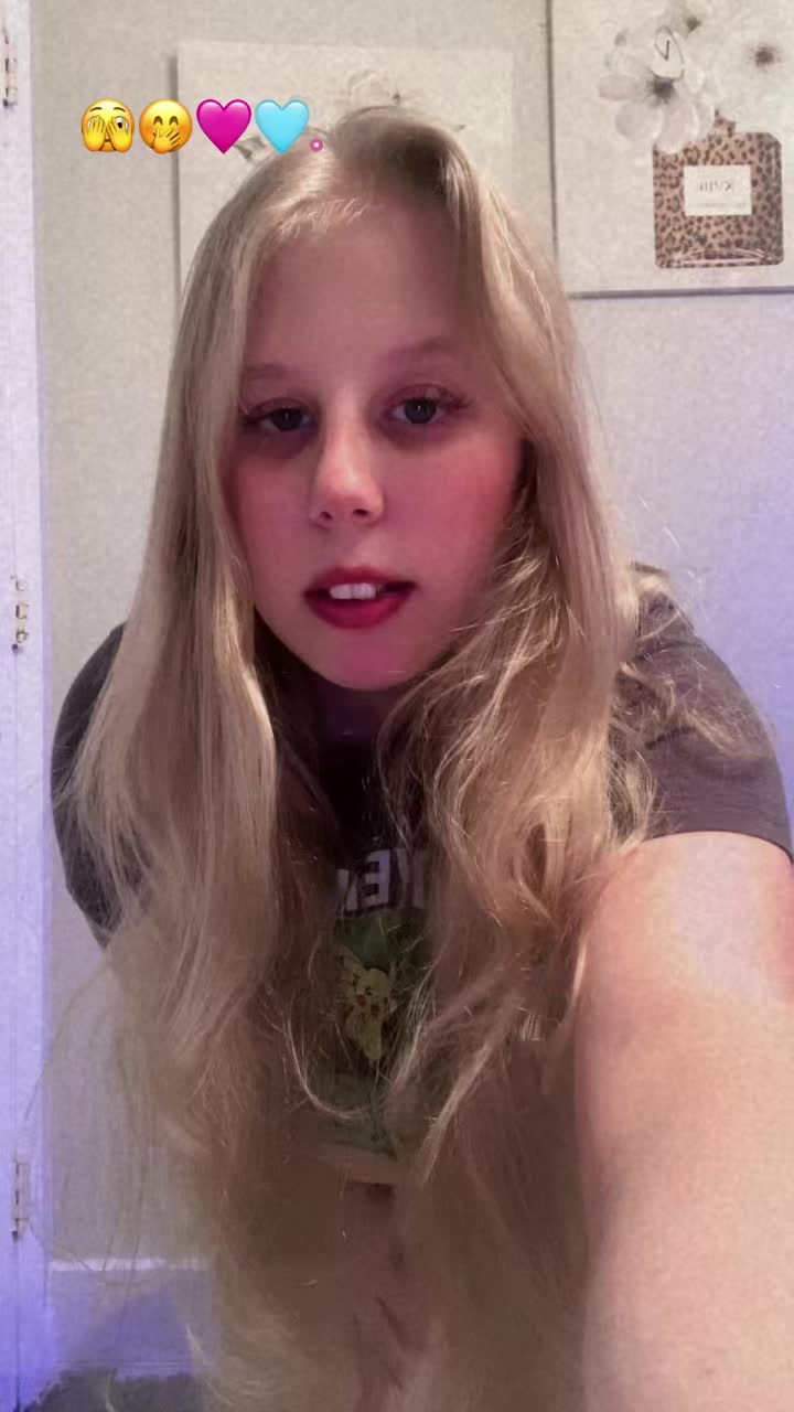 @BunnyyXoo🤍💋🐇