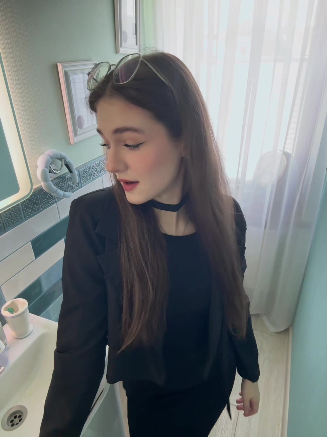 @Дели