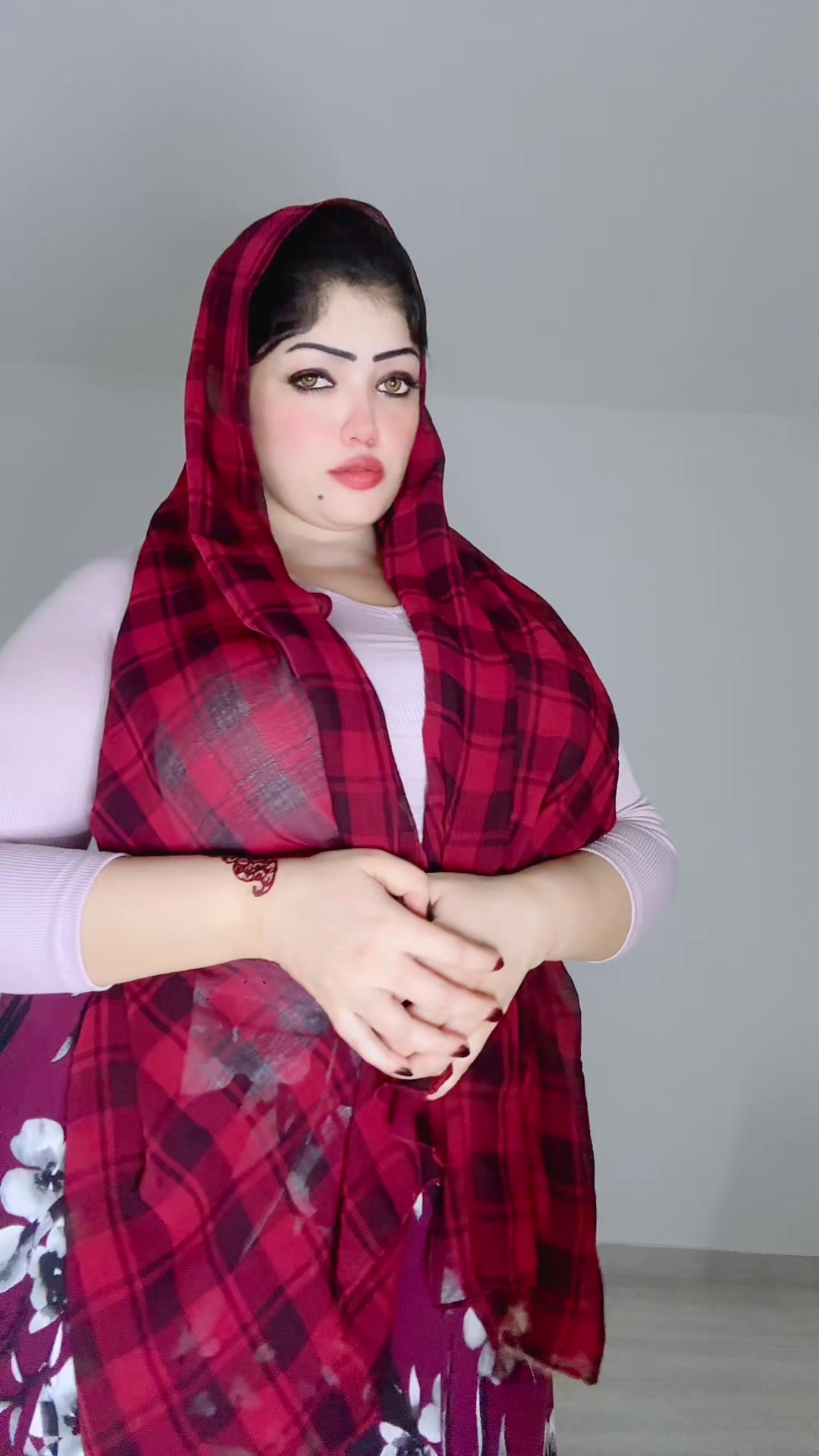 @🇦🇪𝓡𝓮𝓼𝓲 𝓶𝓸𝓵✅️❤️