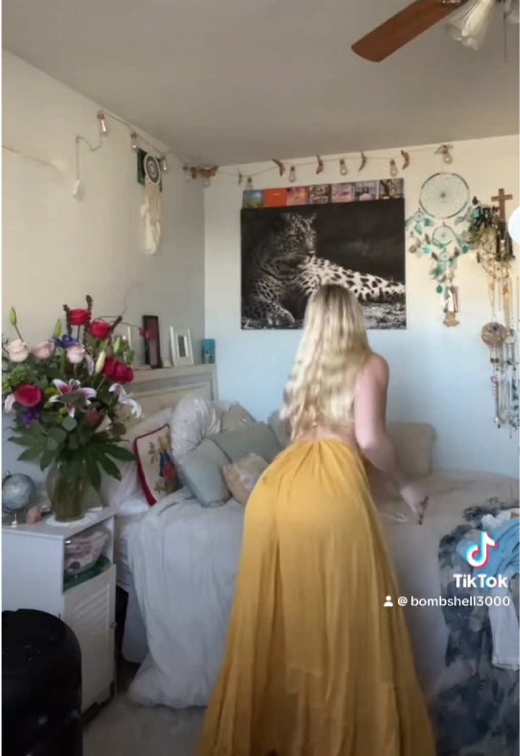 @bombshell3000