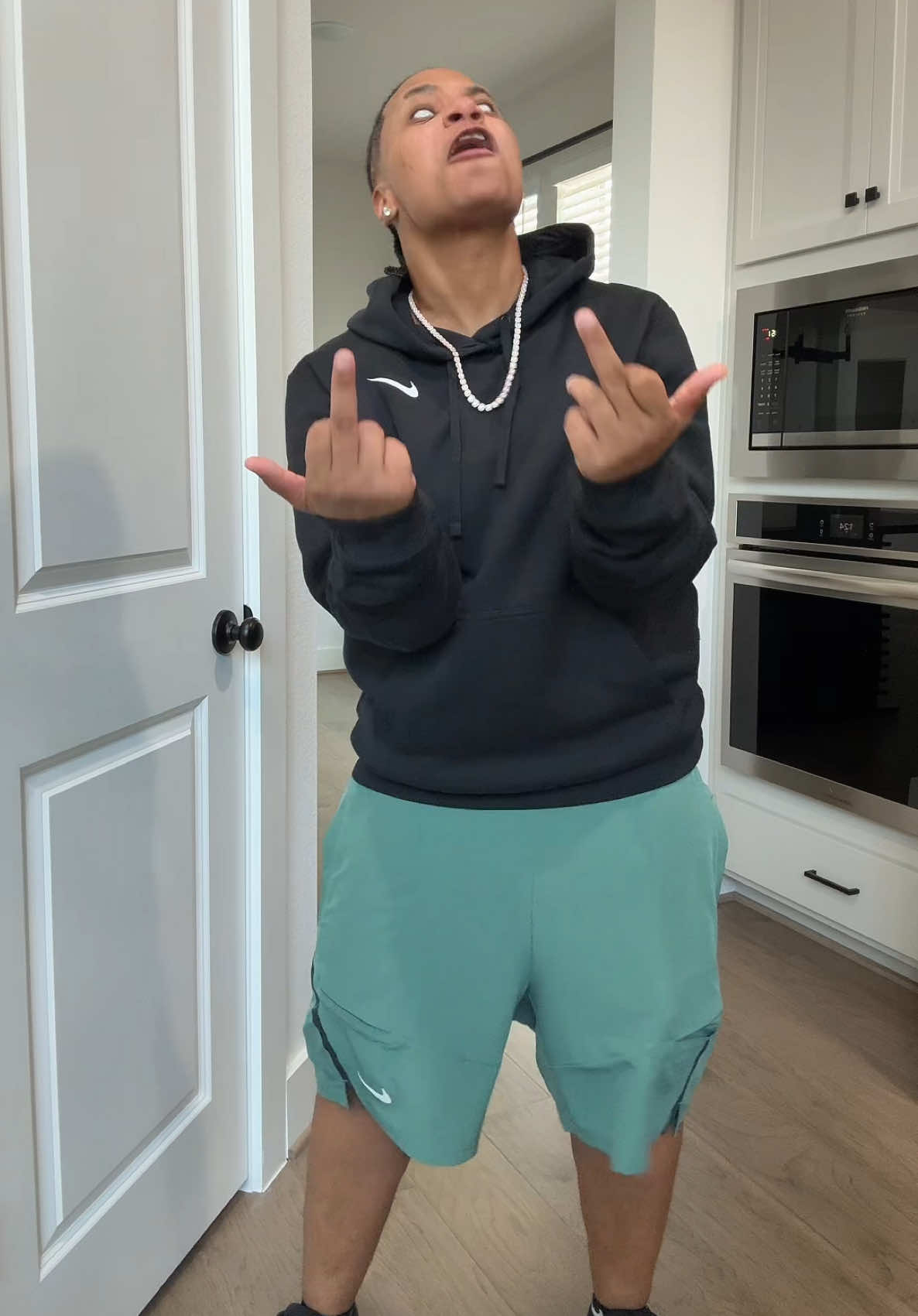 @AprilLitTV