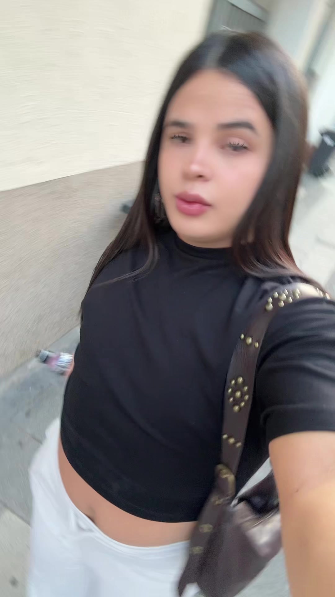 @miafernandez