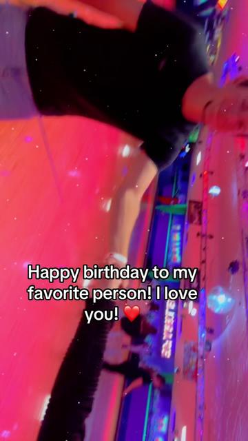 @Dani Marie💜