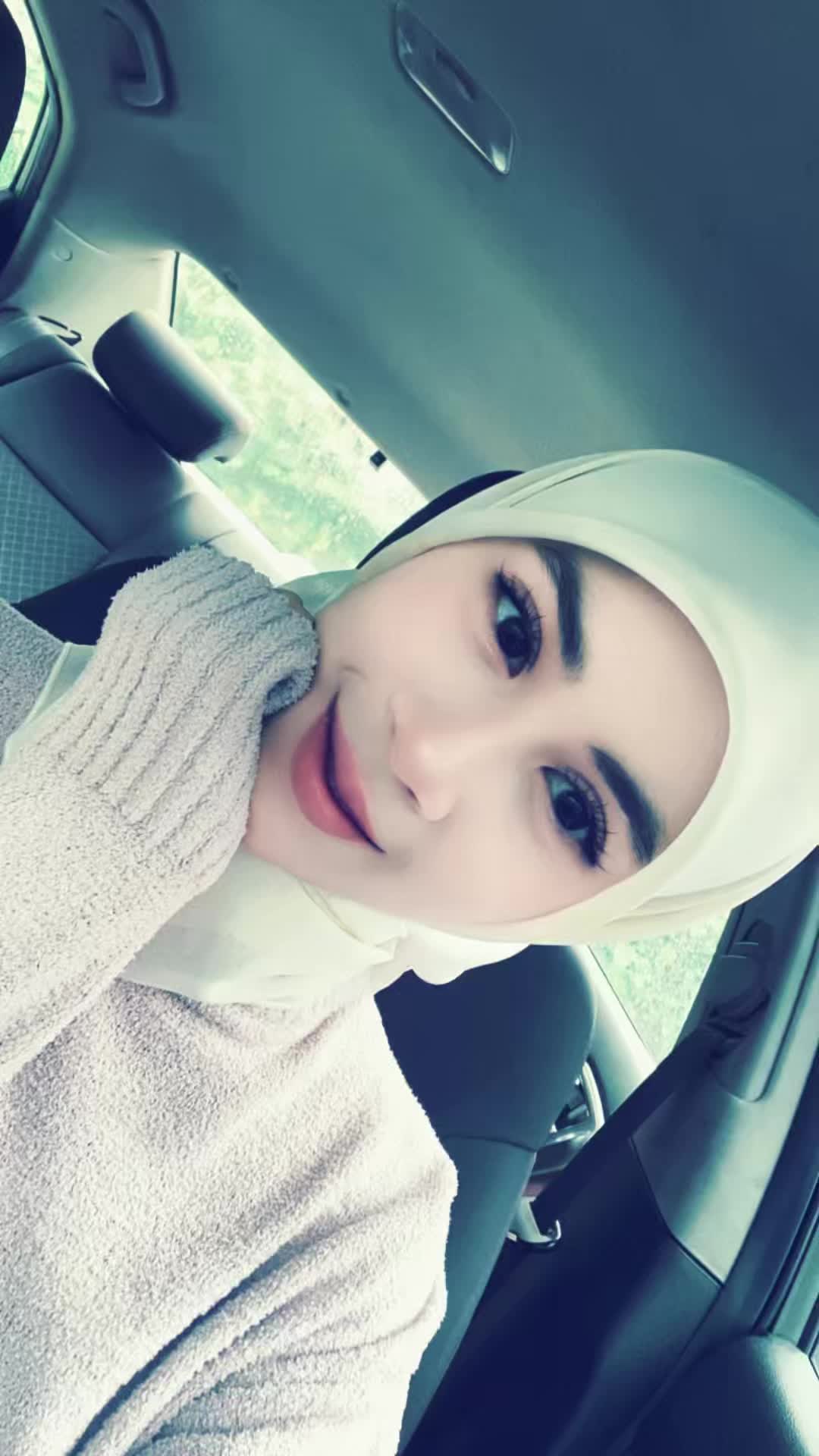 @𝒽𝒶𝓏𝒾𝓔