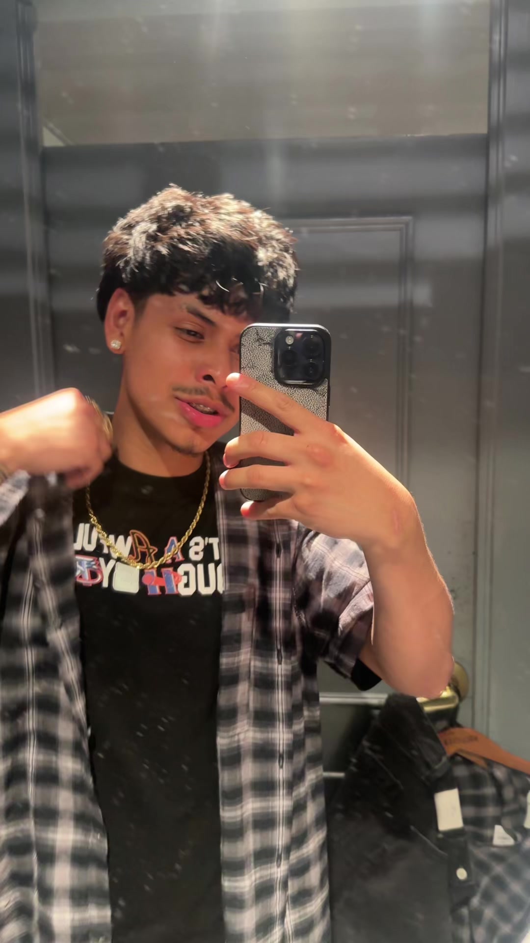 @carlos_.12