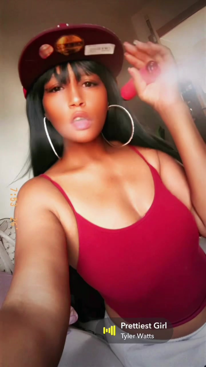 @Baddy_BoutDatBusine$$🌈🌈♎️