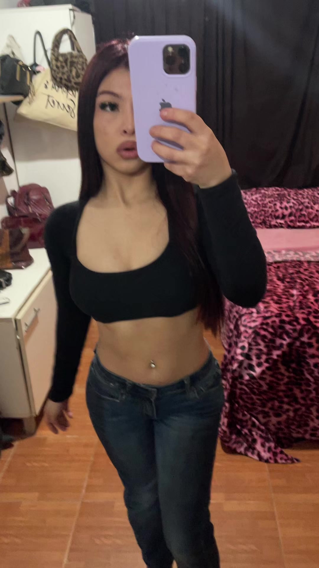 @_candela.bz