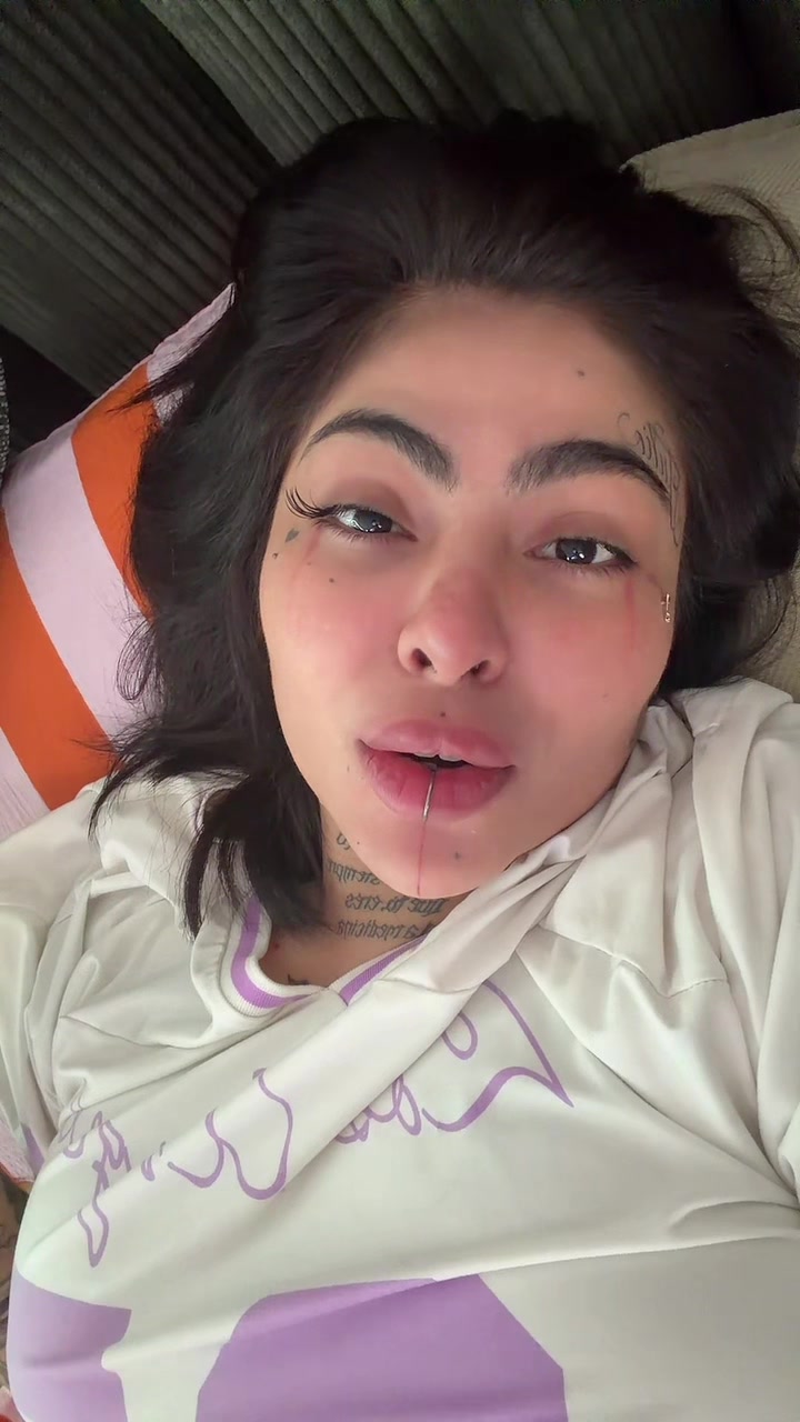 @YossBones