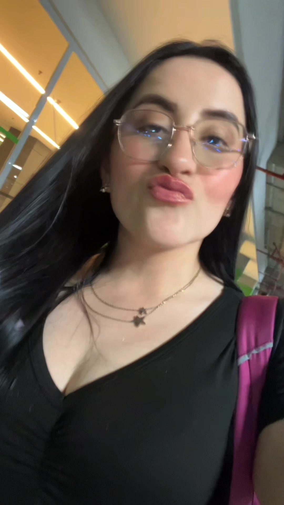 @Sofia