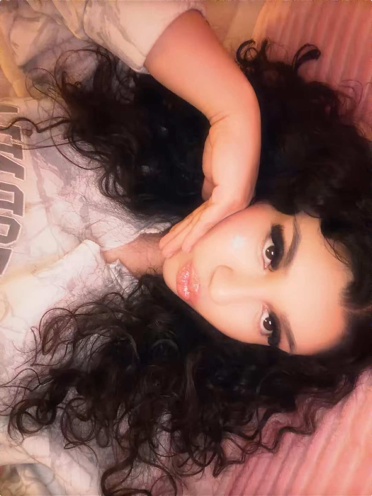 @vqraquelll