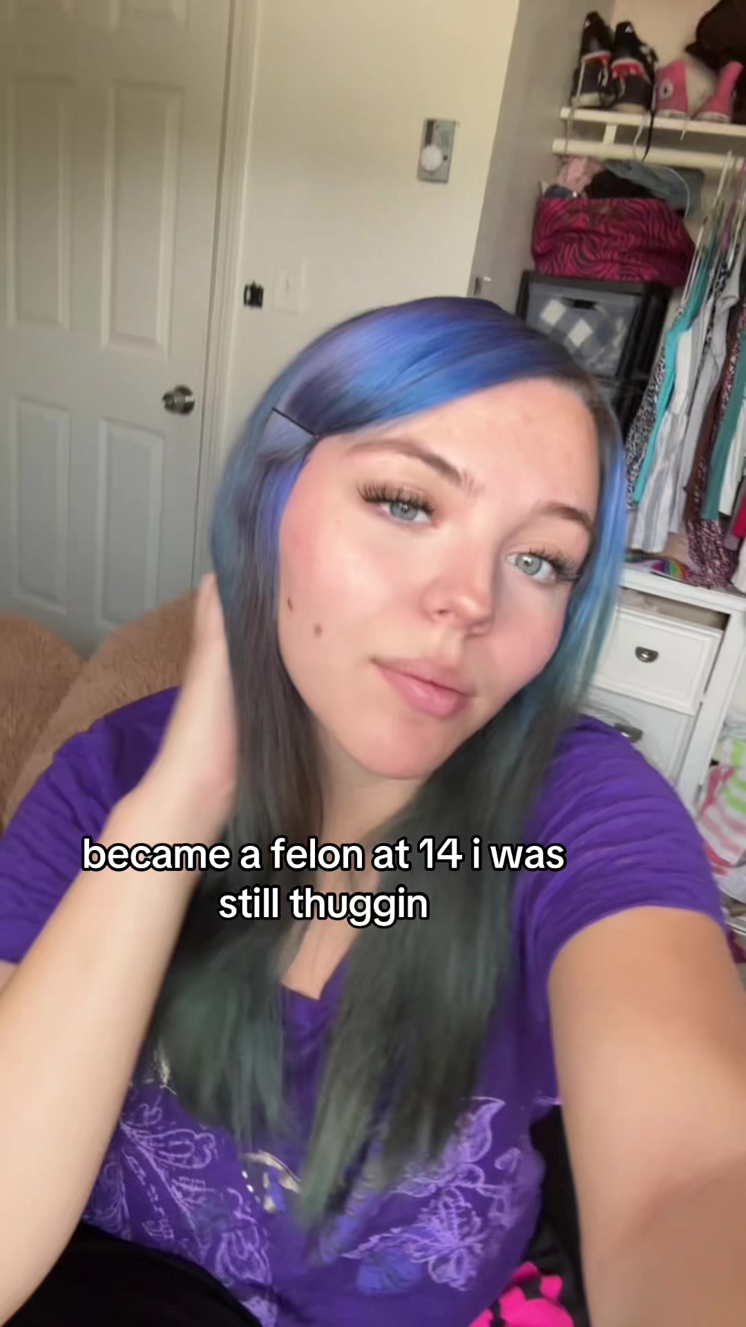 @:З
