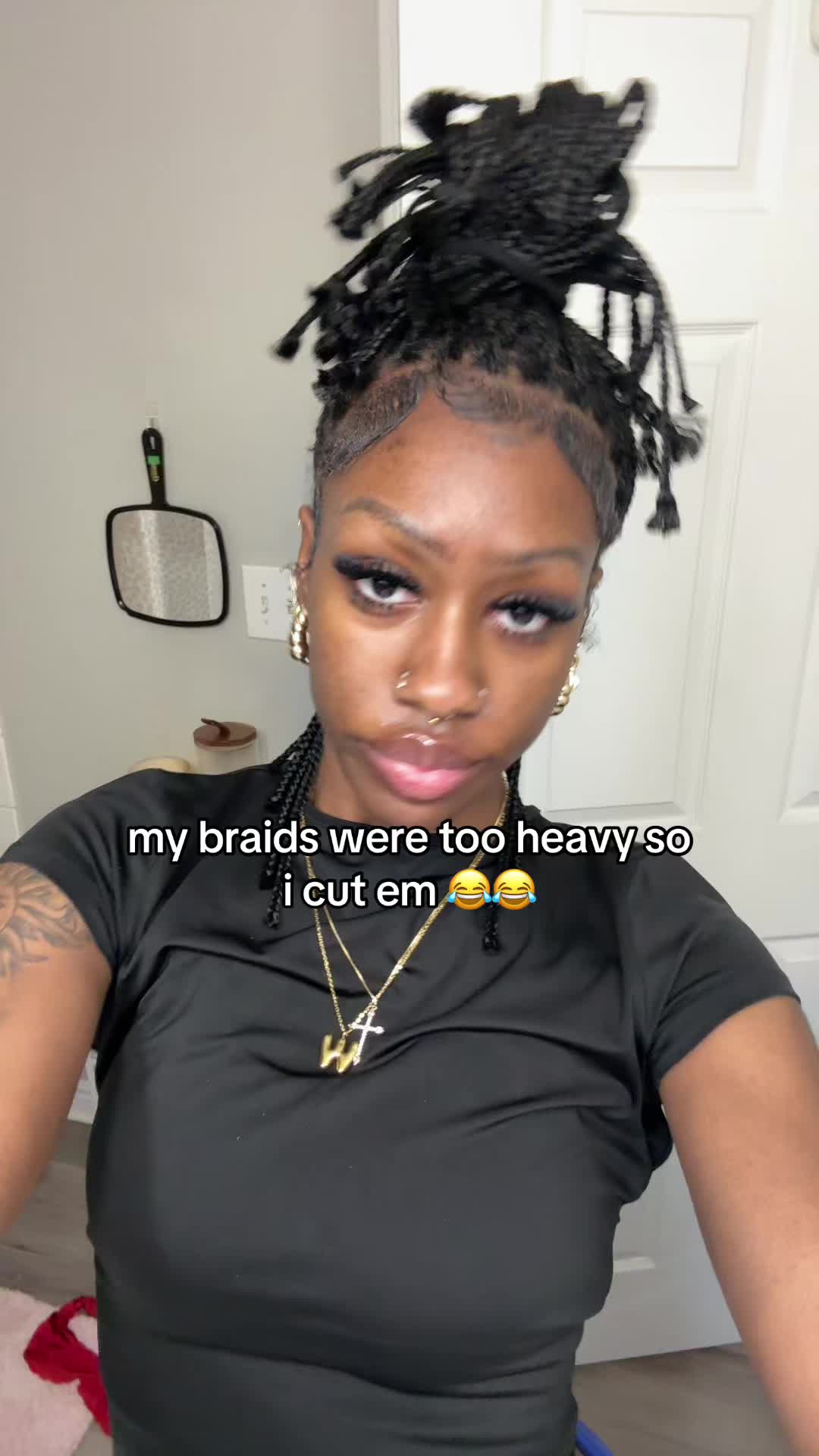 @whitnii