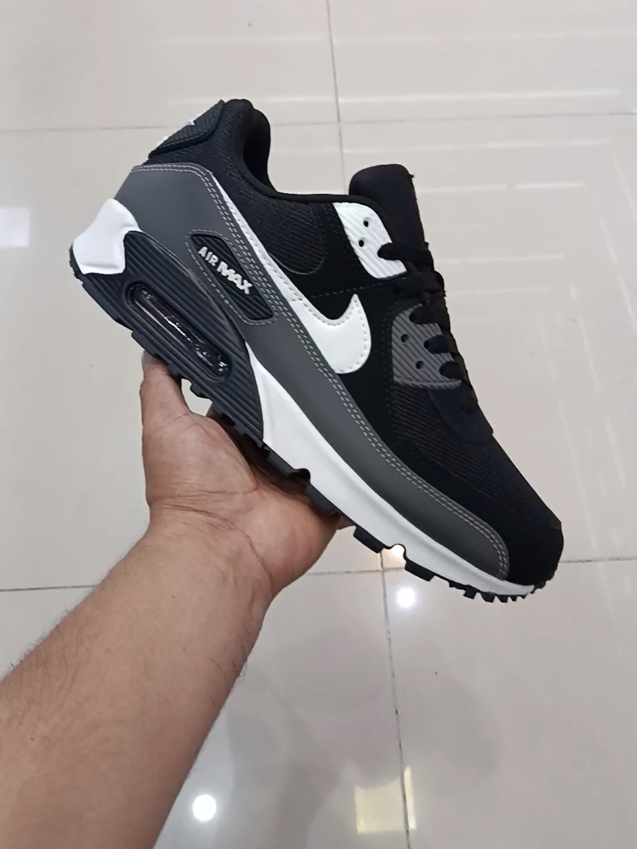 @Hakuna-Sport