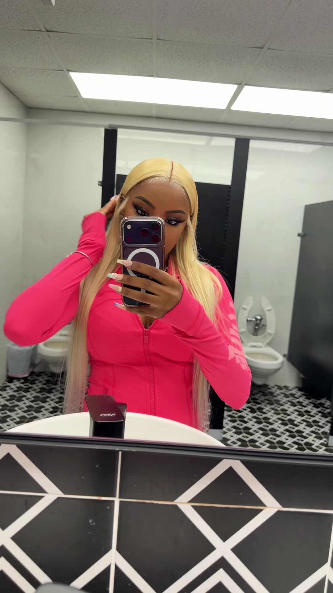 @𝐈'𝐦𝐚𝐧𝐢