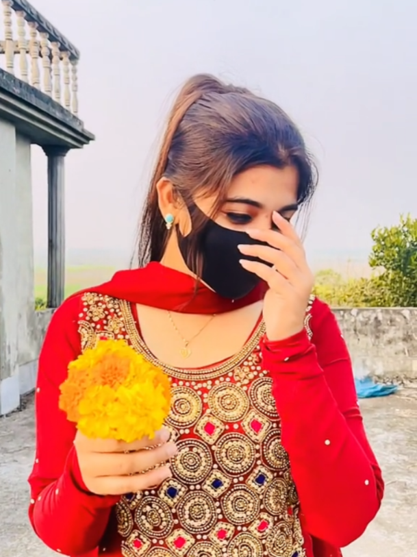 @QueenGirl🌸Anamika