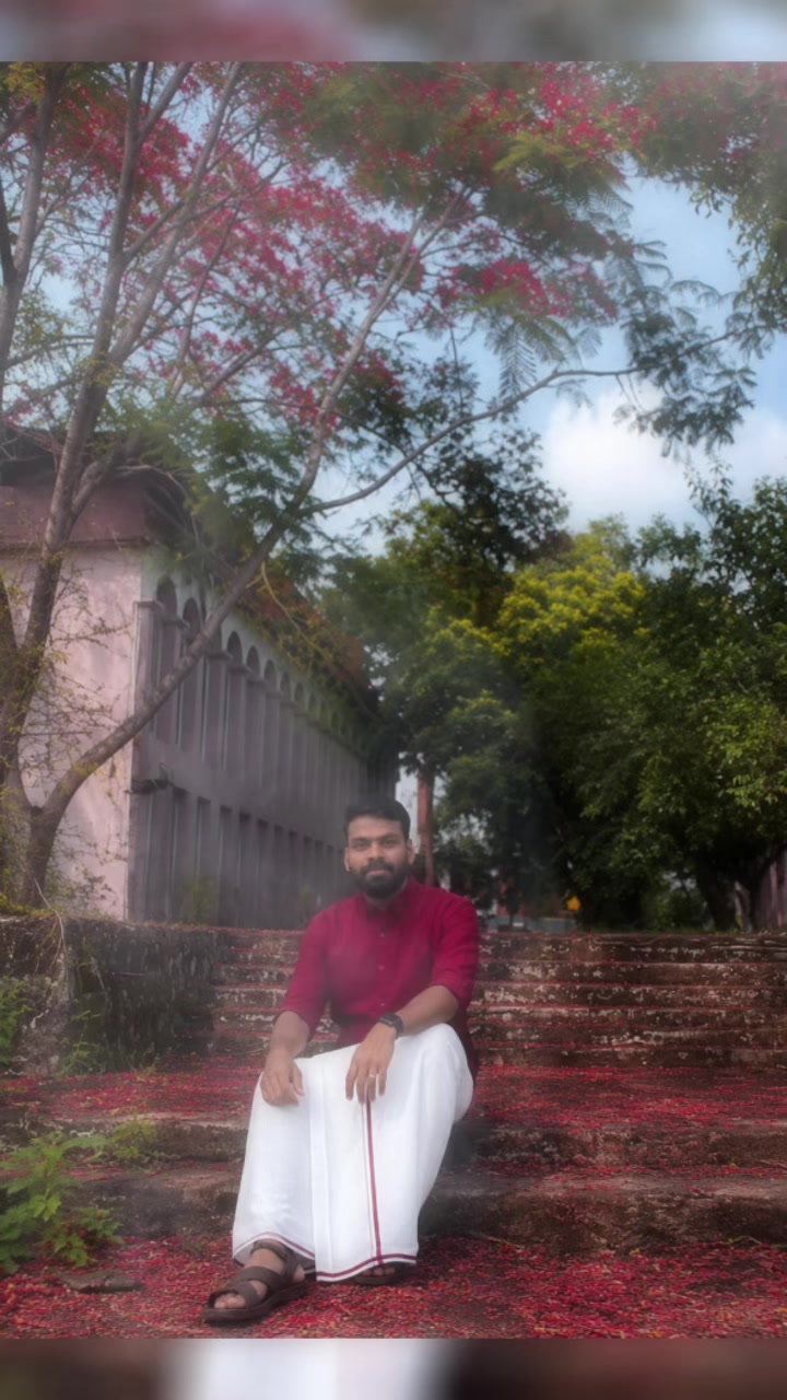 @പ്രണയം ചുവപ്പിനോട്❤️❤️🚩🚩