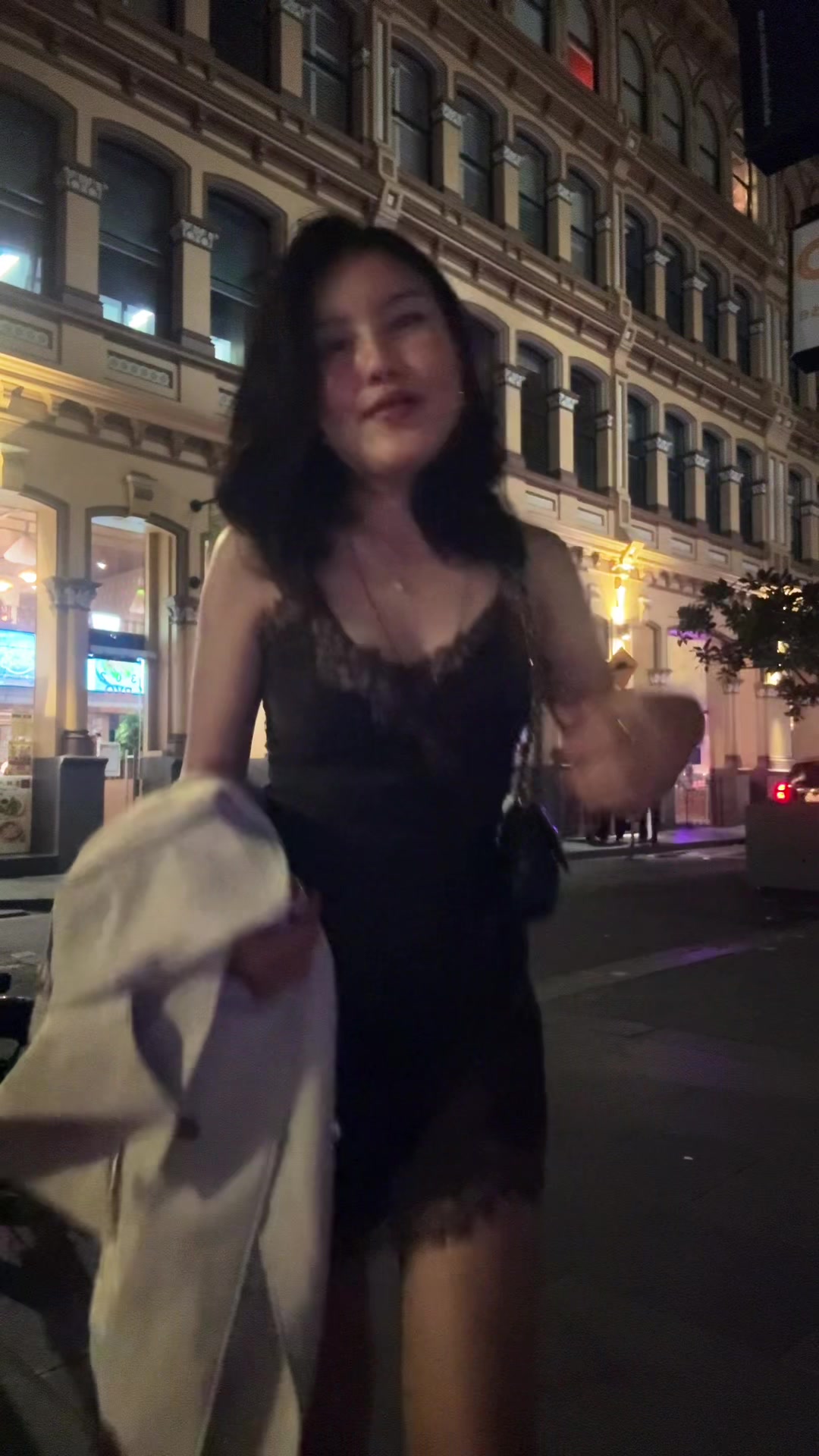 @_reshika_